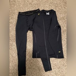Under armor base layer 4.0 - 2 tops/1 bottom